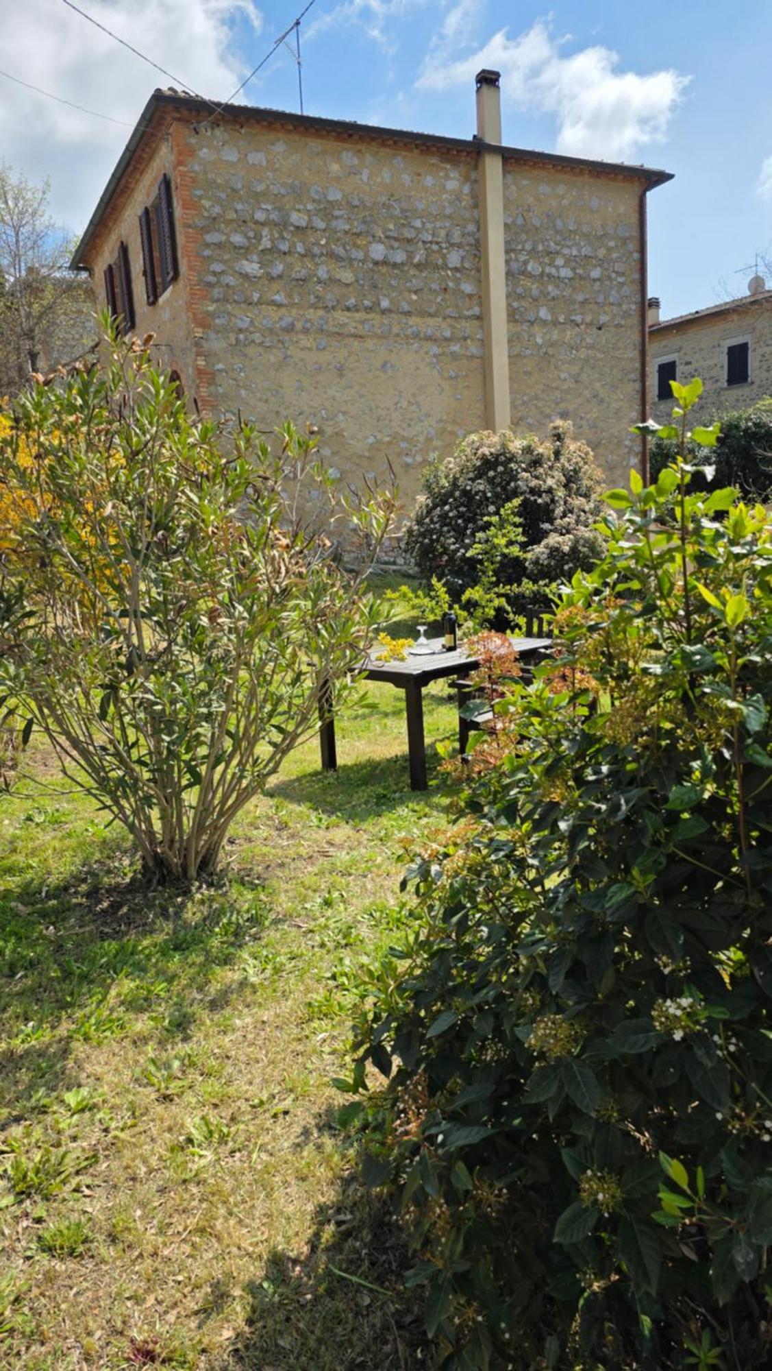 MontefollonicoA Casa Di Gabri别墅 外观 照片