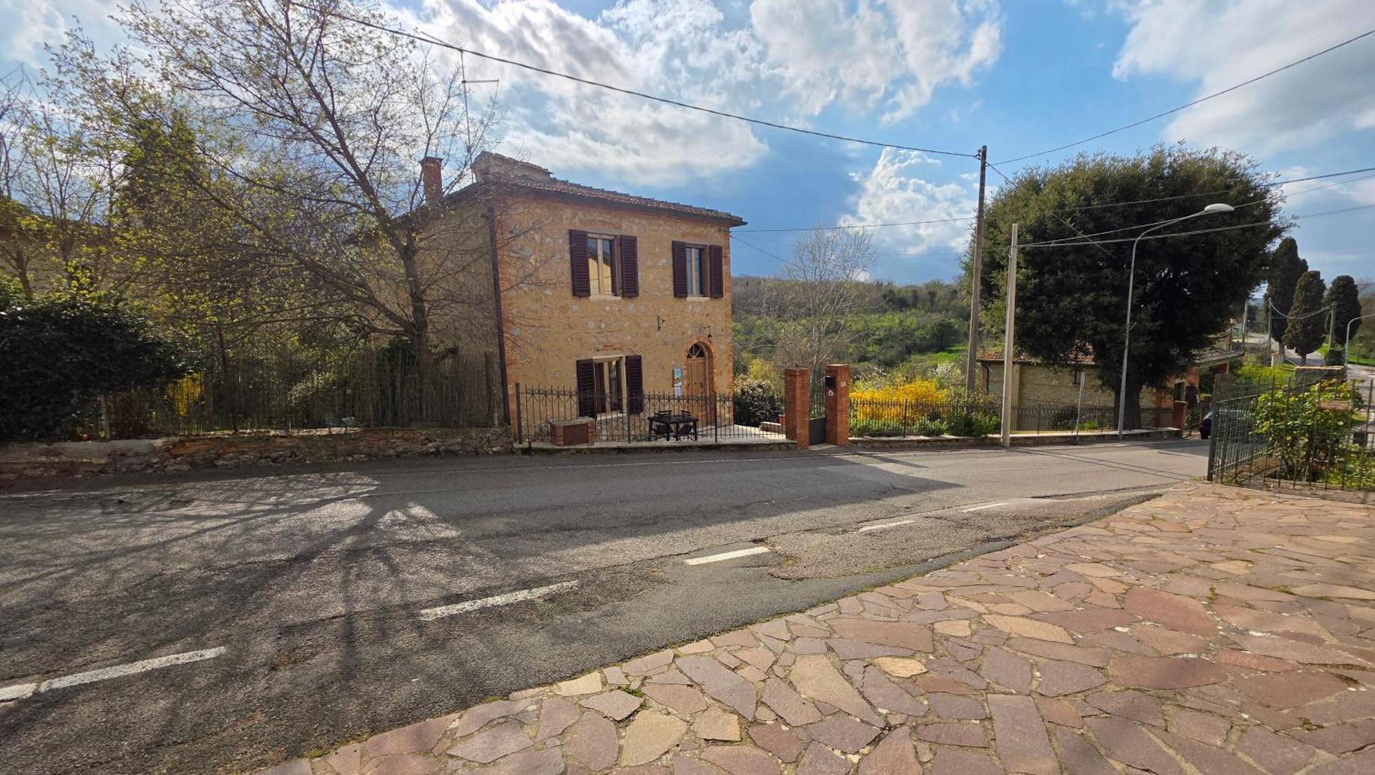 MontefollonicoA Casa Di Gabri别墅 外观 照片
