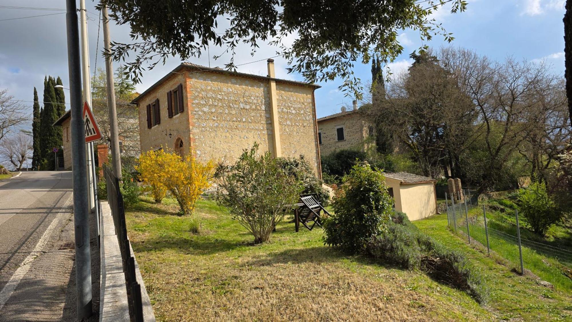 MontefollonicoA Casa Di Gabri别墅 外观 照片