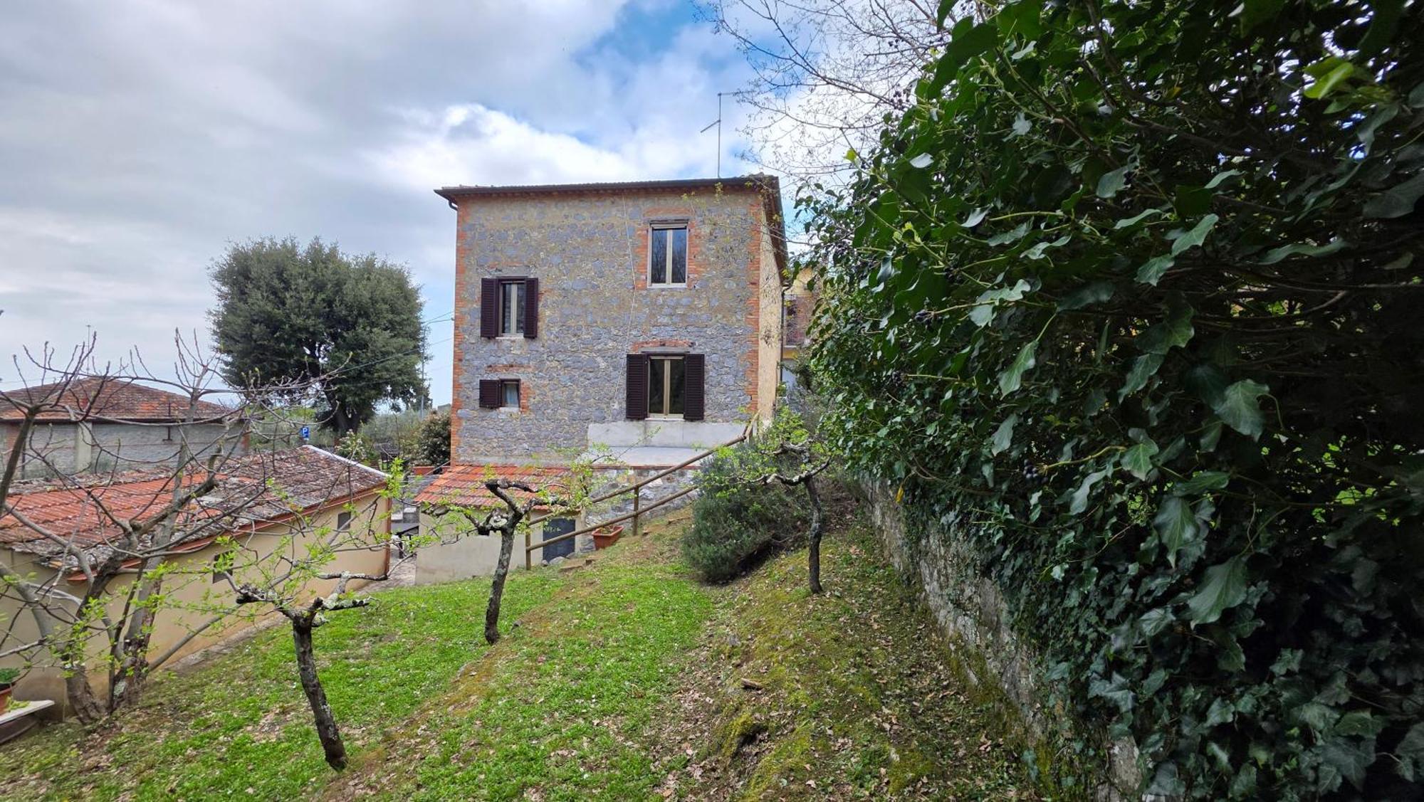 MontefollonicoA Casa Di Gabri别墅 外观 照片